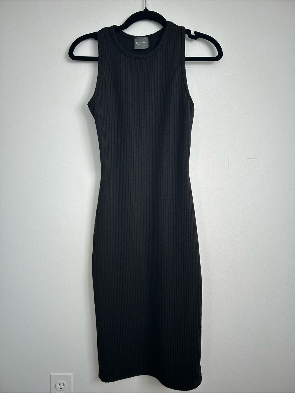 Olivia Rae Black Ribbed Sleeveless Midi Dress